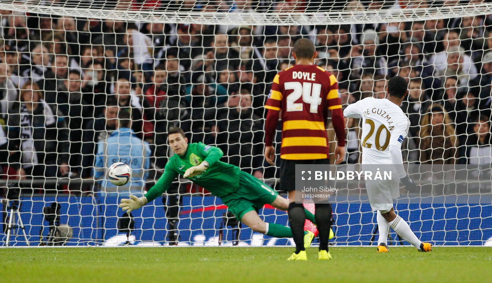 Football - Bradford City v Swansea City - Capital One Cup