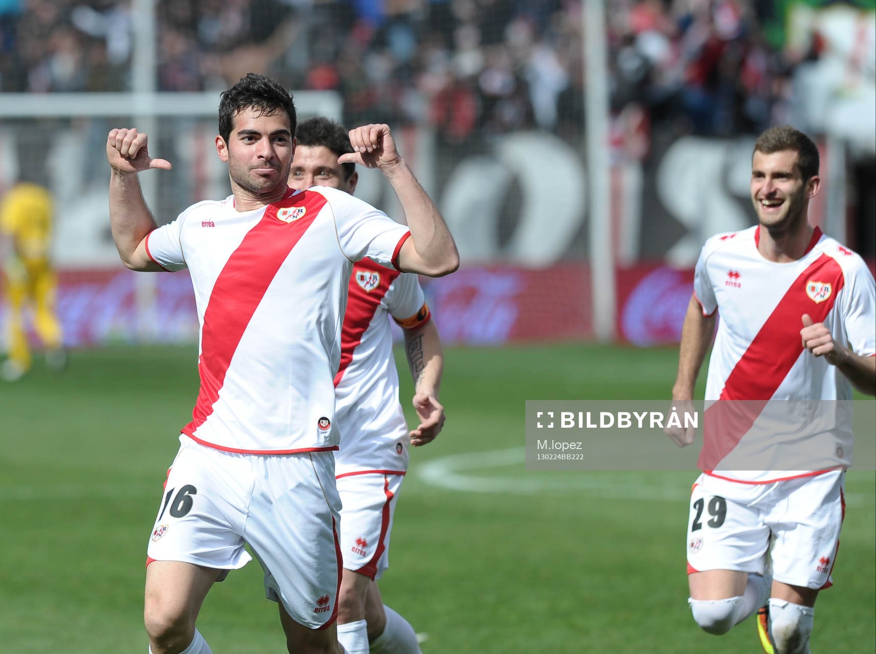 goal player Rayo Vallecano defense Amat (13)