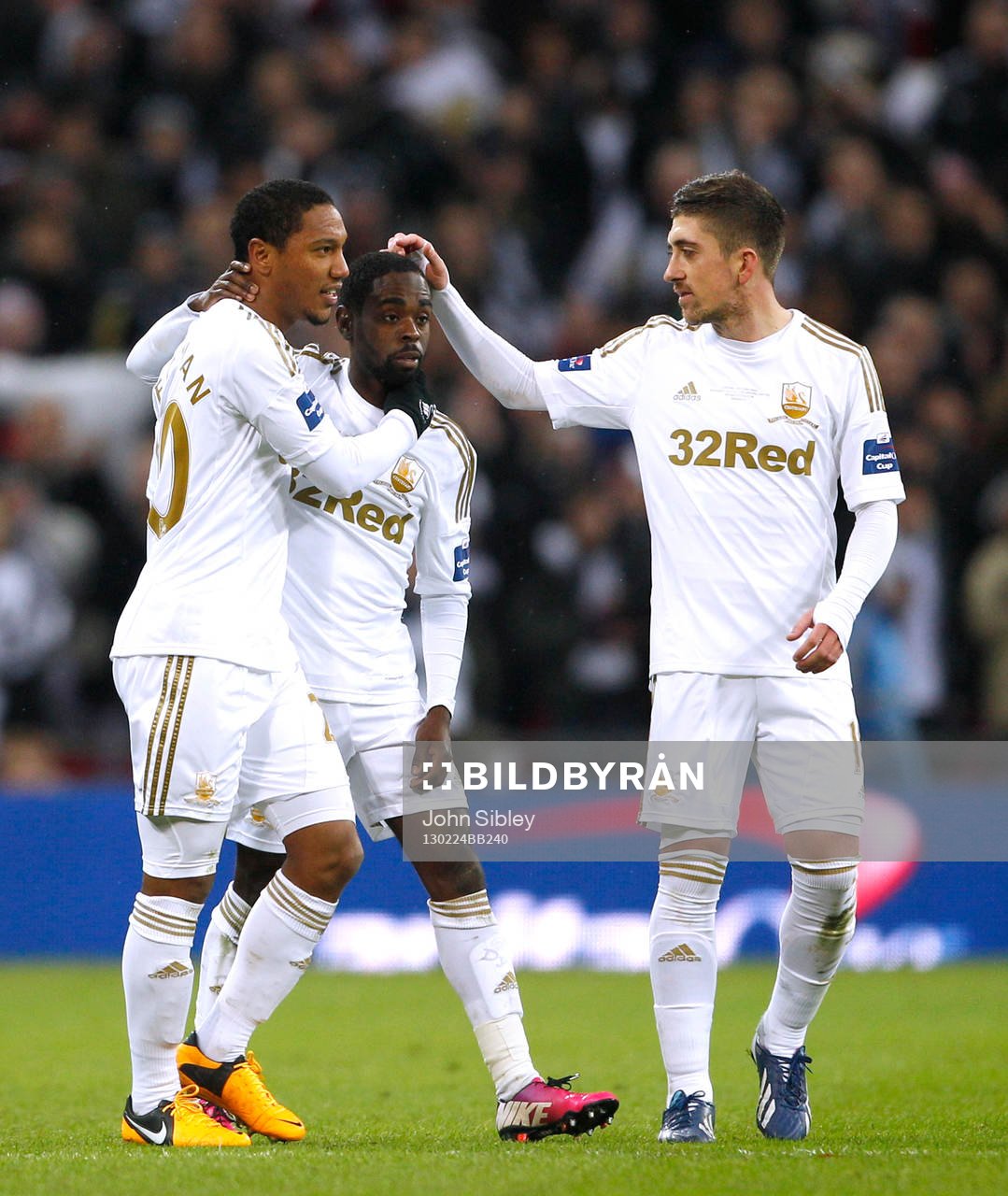 Football - Bradford City v Swansea City - Capital One Cup