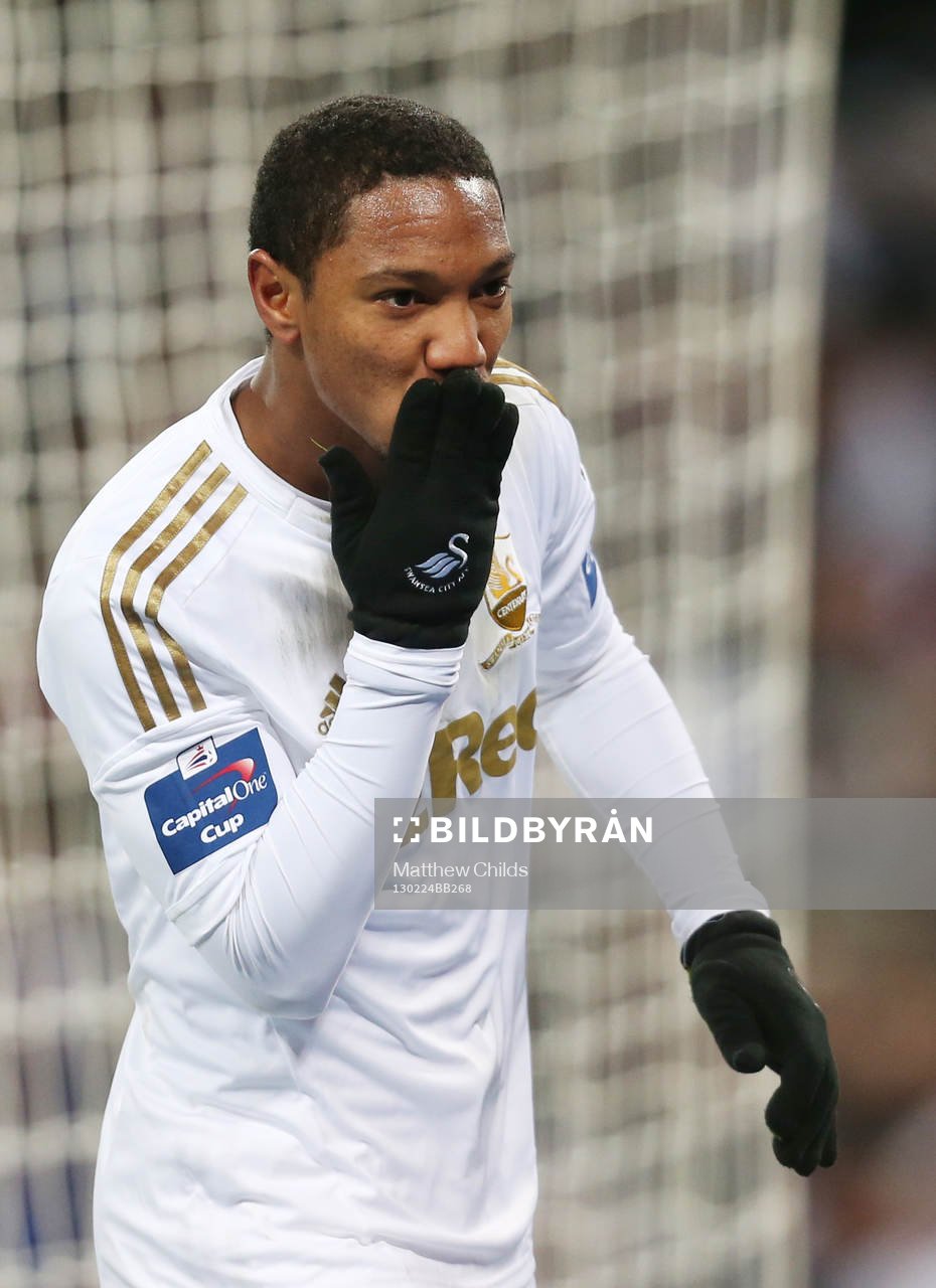 Football - Bradford City v Swansea City - Capital One Cup