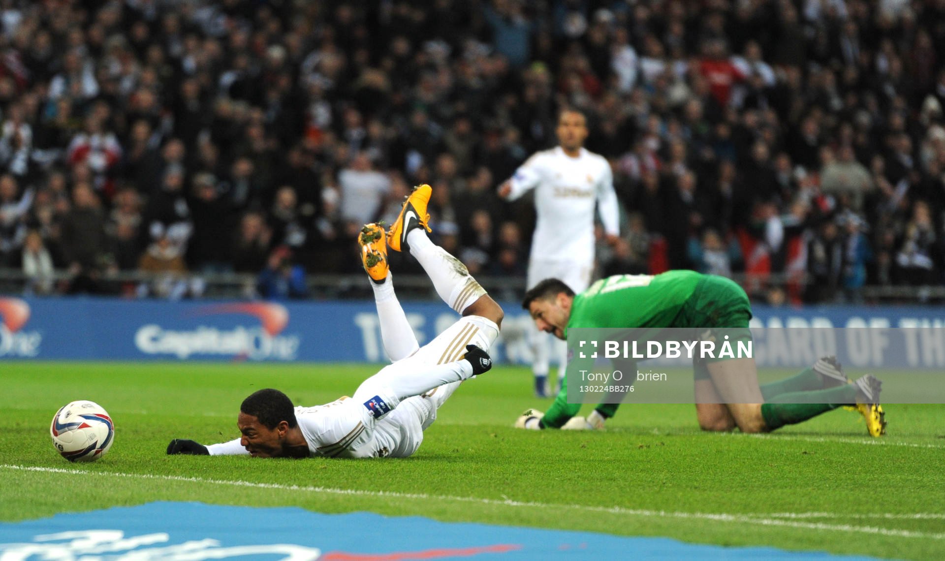 Football - Bradford City v Swansea City - Capital One Cup