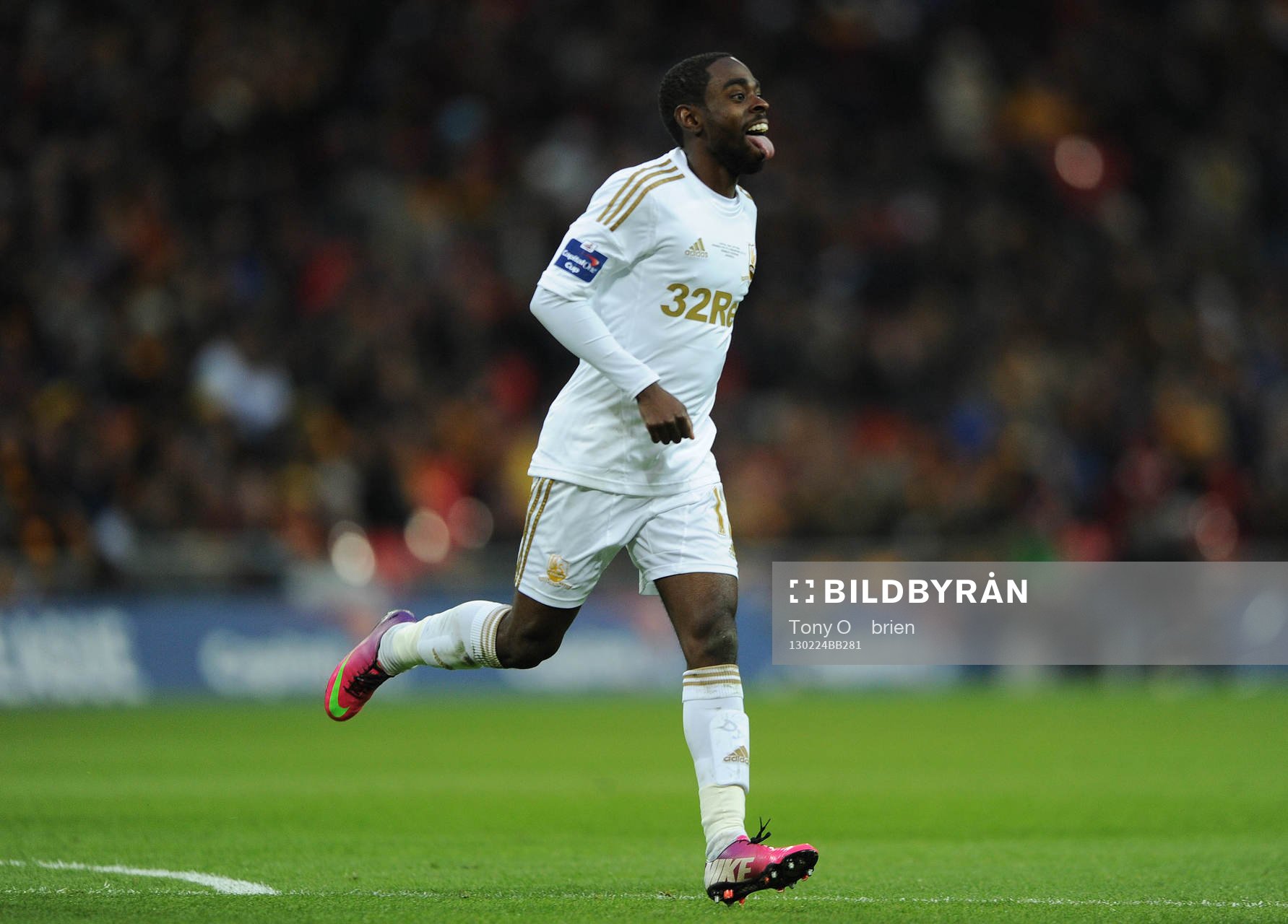 Football - Bradford City v Swansea City - Capital One Cup