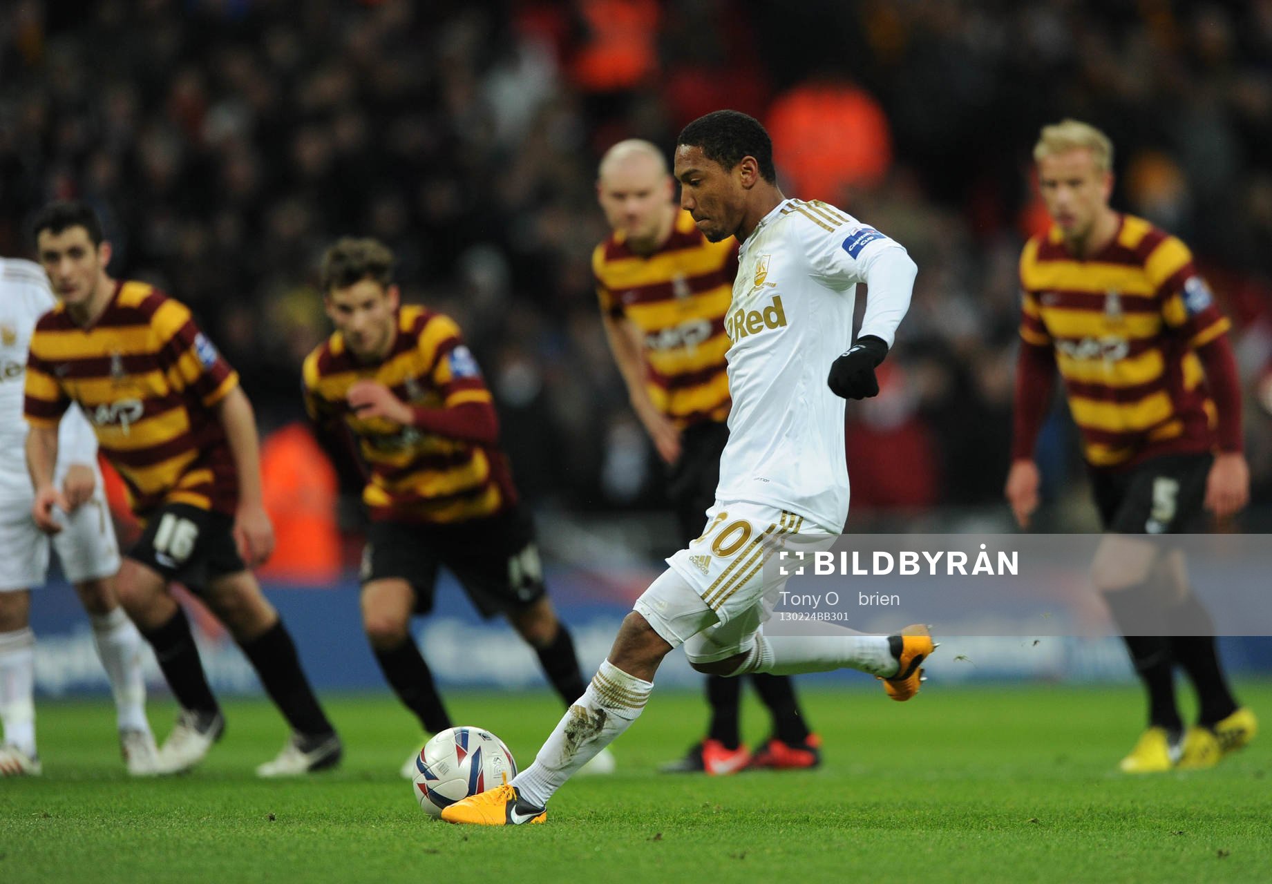 Football - Bradford City v Swansea City - Capital One Cup