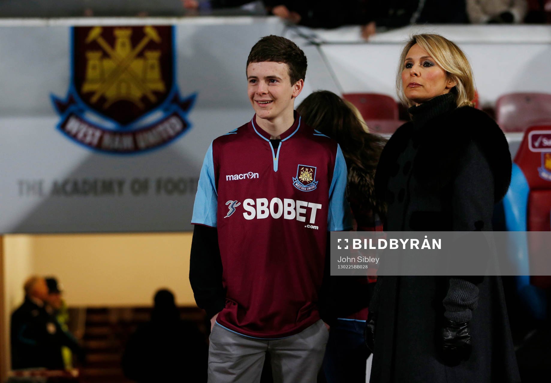 Football - West Ham United v Tottenham Hotspur - Barclays