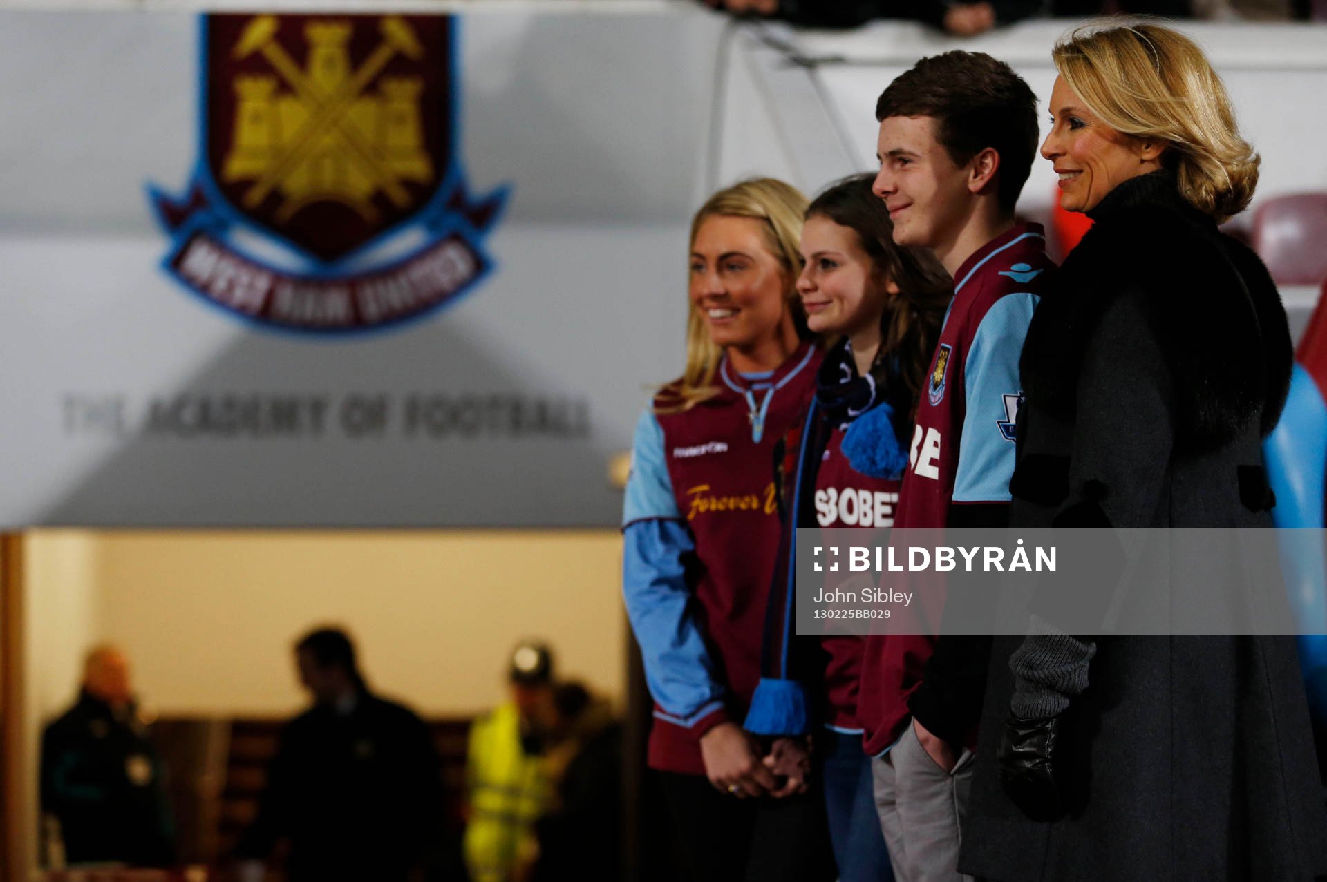 Football - West Ham United v Tottenham Hotspur - Barclays