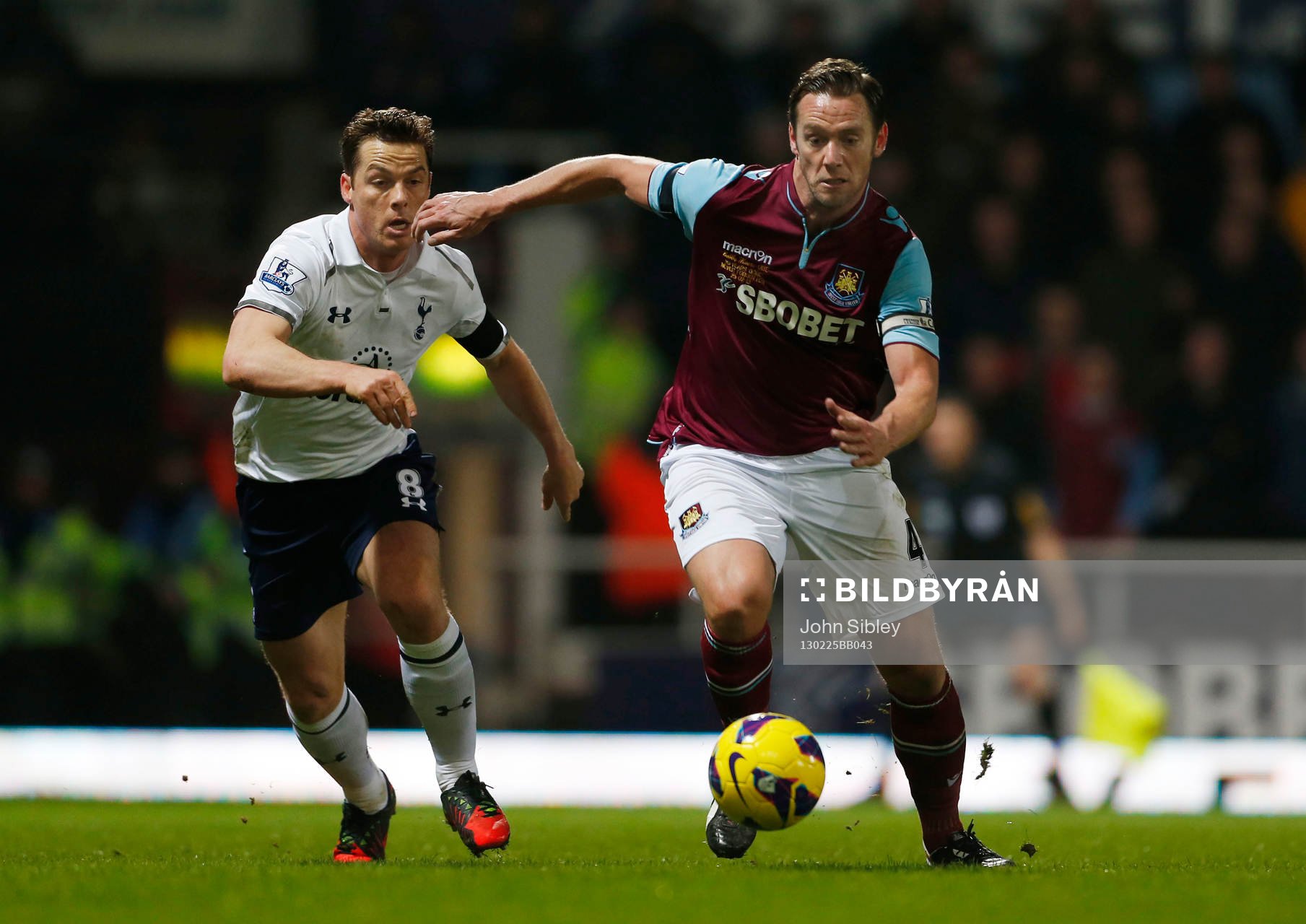 Football - West Ham United v Tottenham Hotspur - Barclays