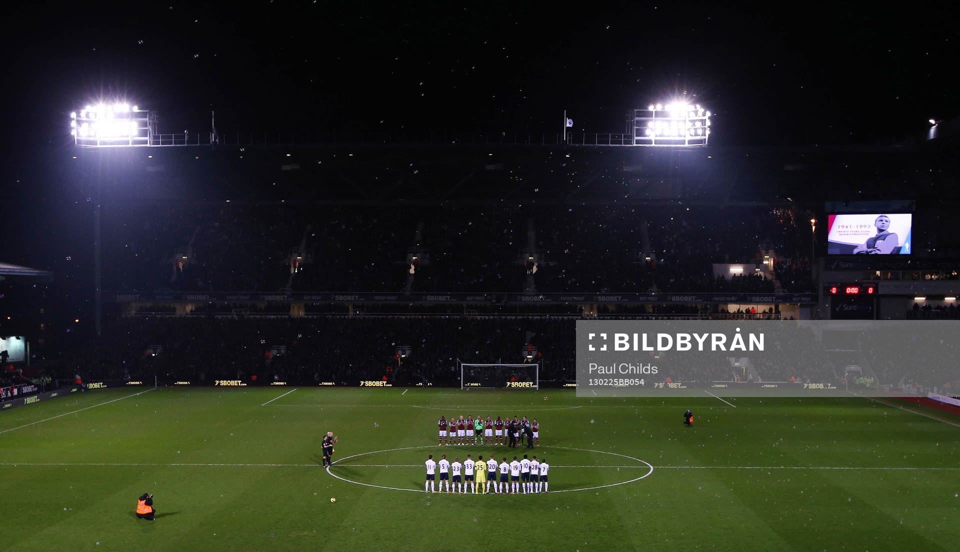 Football - West Ham United v Tottenham Hotspur - Barclays