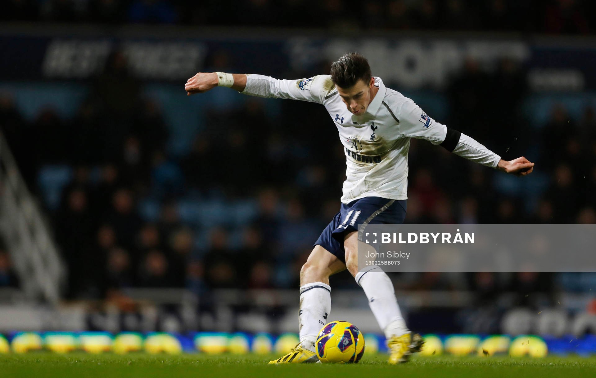 Football - West Ham United v Tottenham Hotspur - Barclays