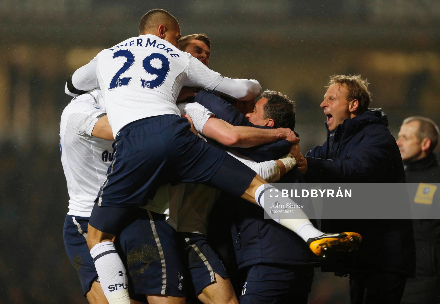 Football - West Ham United v Tottenham Hotspur - Barclays
