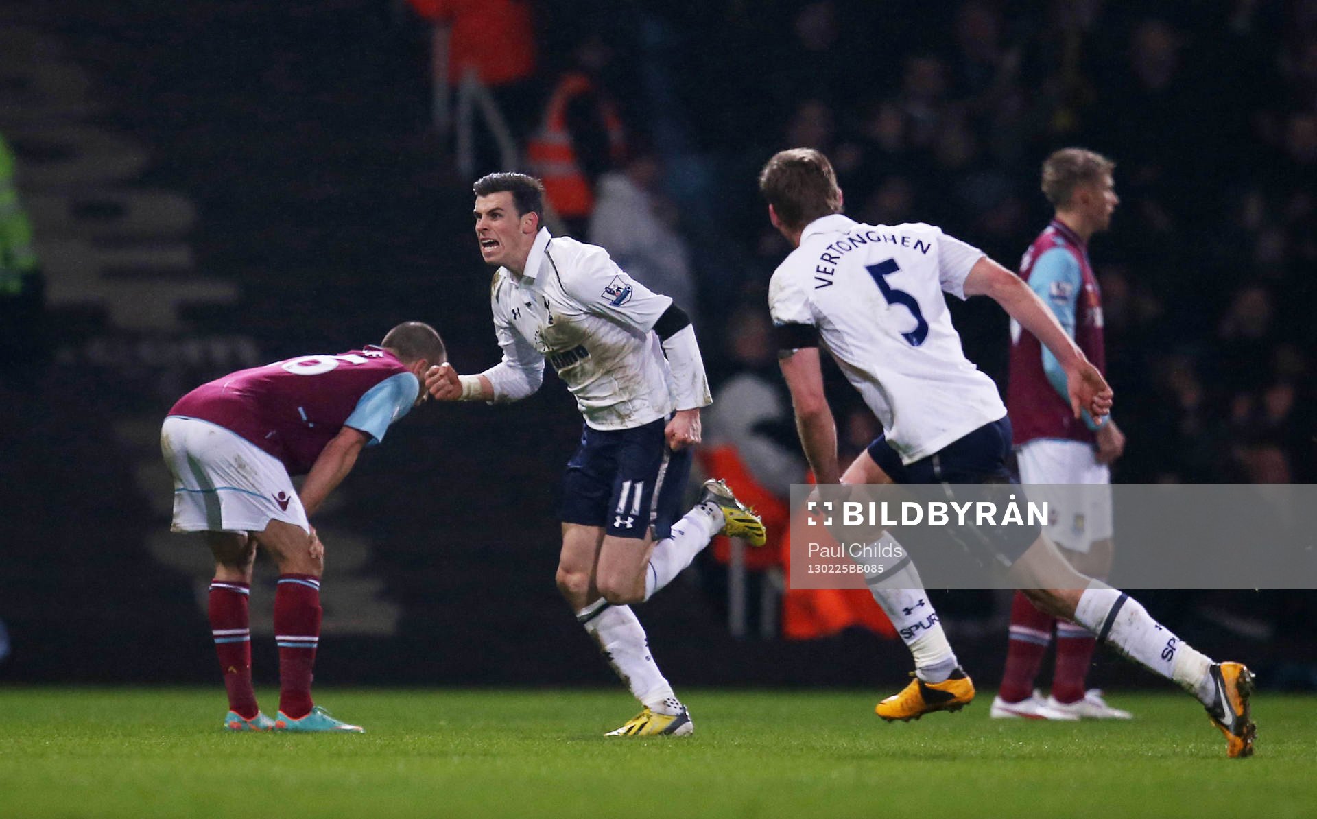 Football - West Ham United v Tottenham Hotspur - Barclays