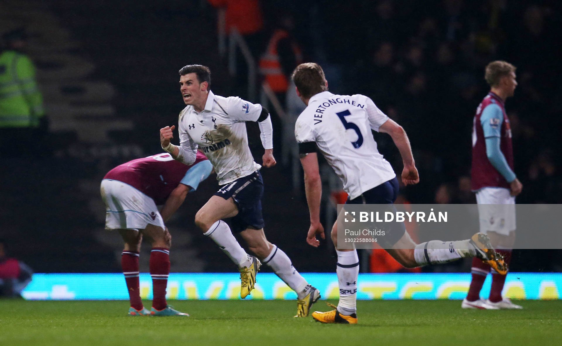 Football - West Ham United v Tottenham Hotspur - Barclays