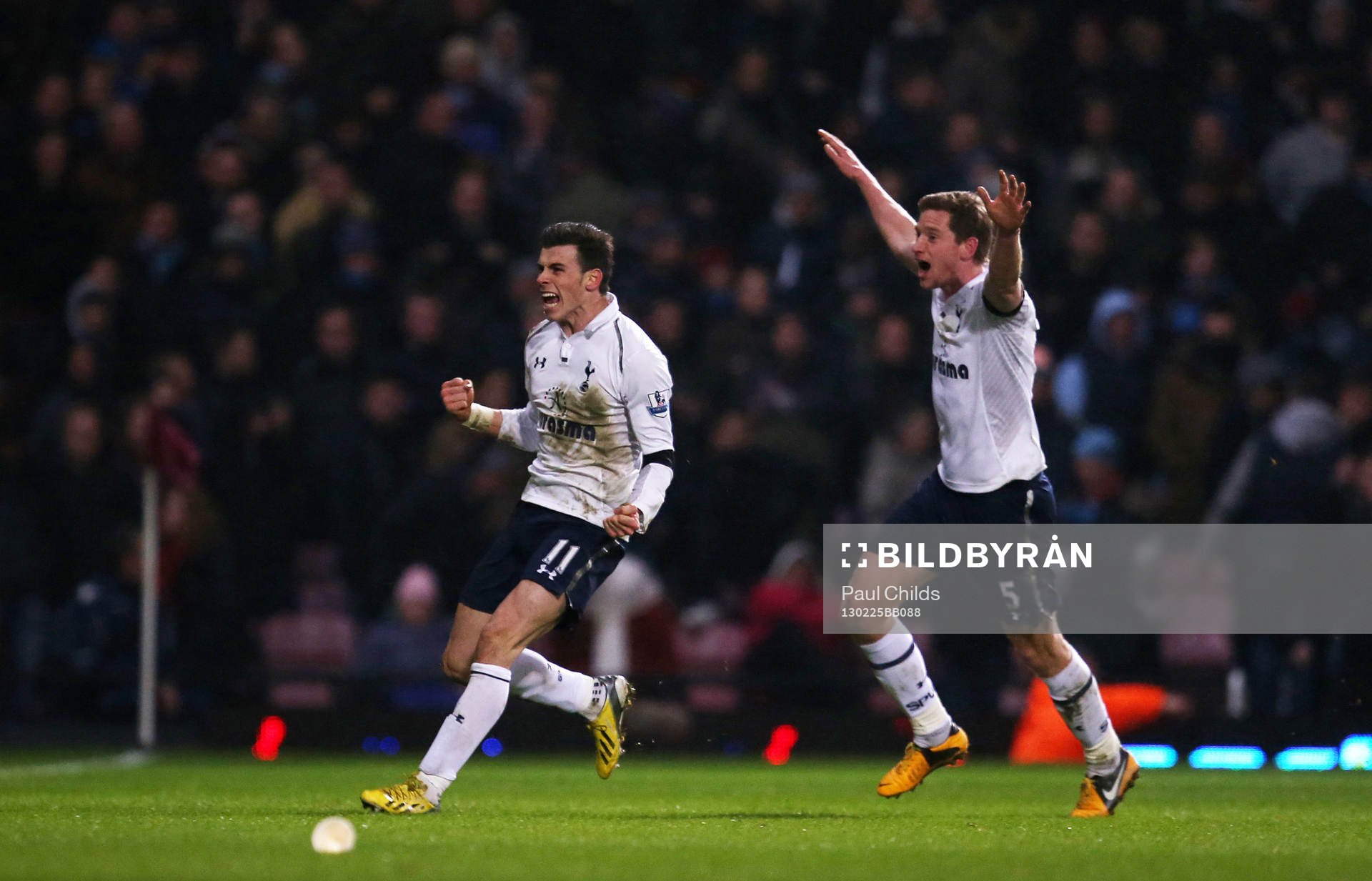 Football - West Ham United v Tottenham Hotspur - Barclays