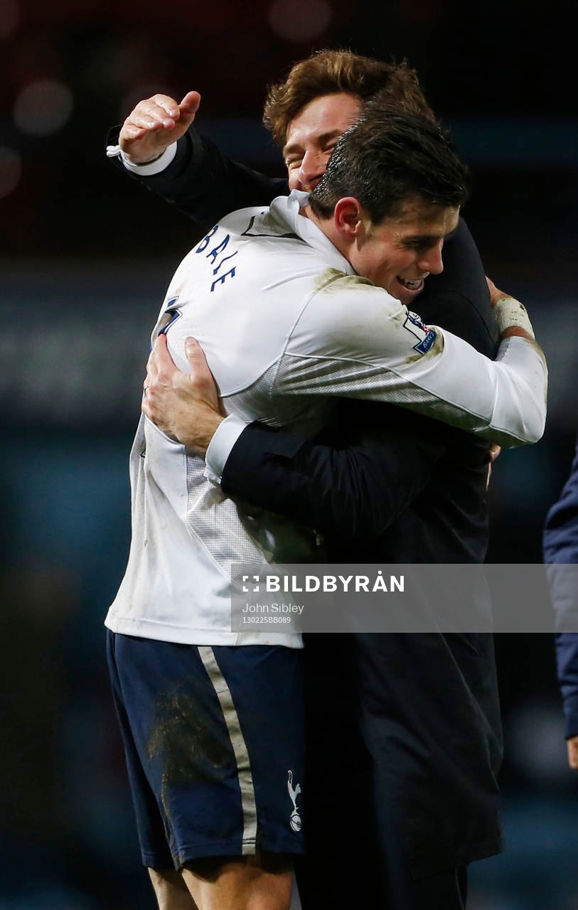 Football - West Ham United v Tottenham Hotspur - Barclays