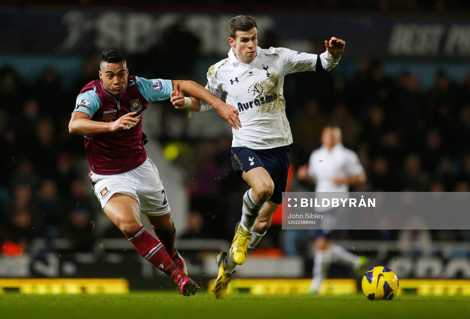 Football - West Ham United v Tottenham Hotspur - Barclays