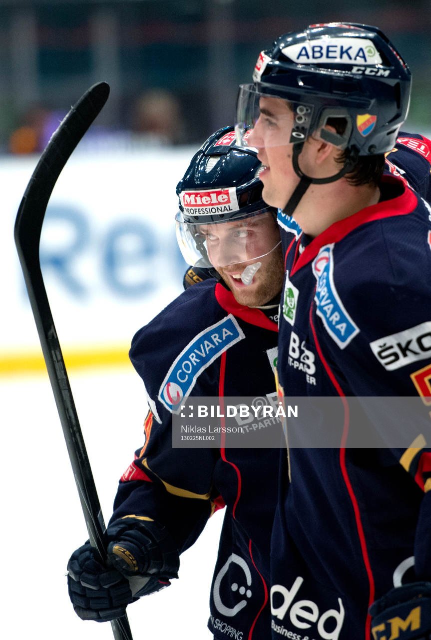 Mattias Guter, Djurgården gratuleras av Erik Gustafsson