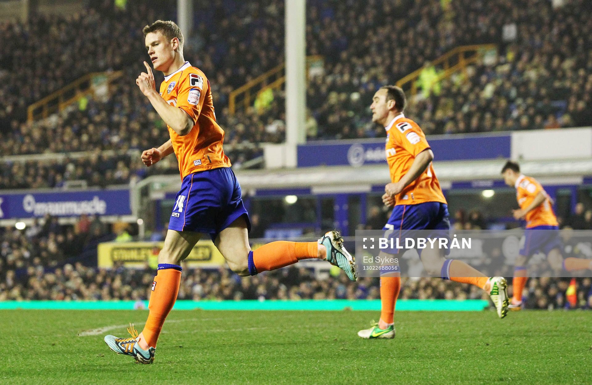 Football - Everton v Oldham Athletic - FA Cup Fifth Round
