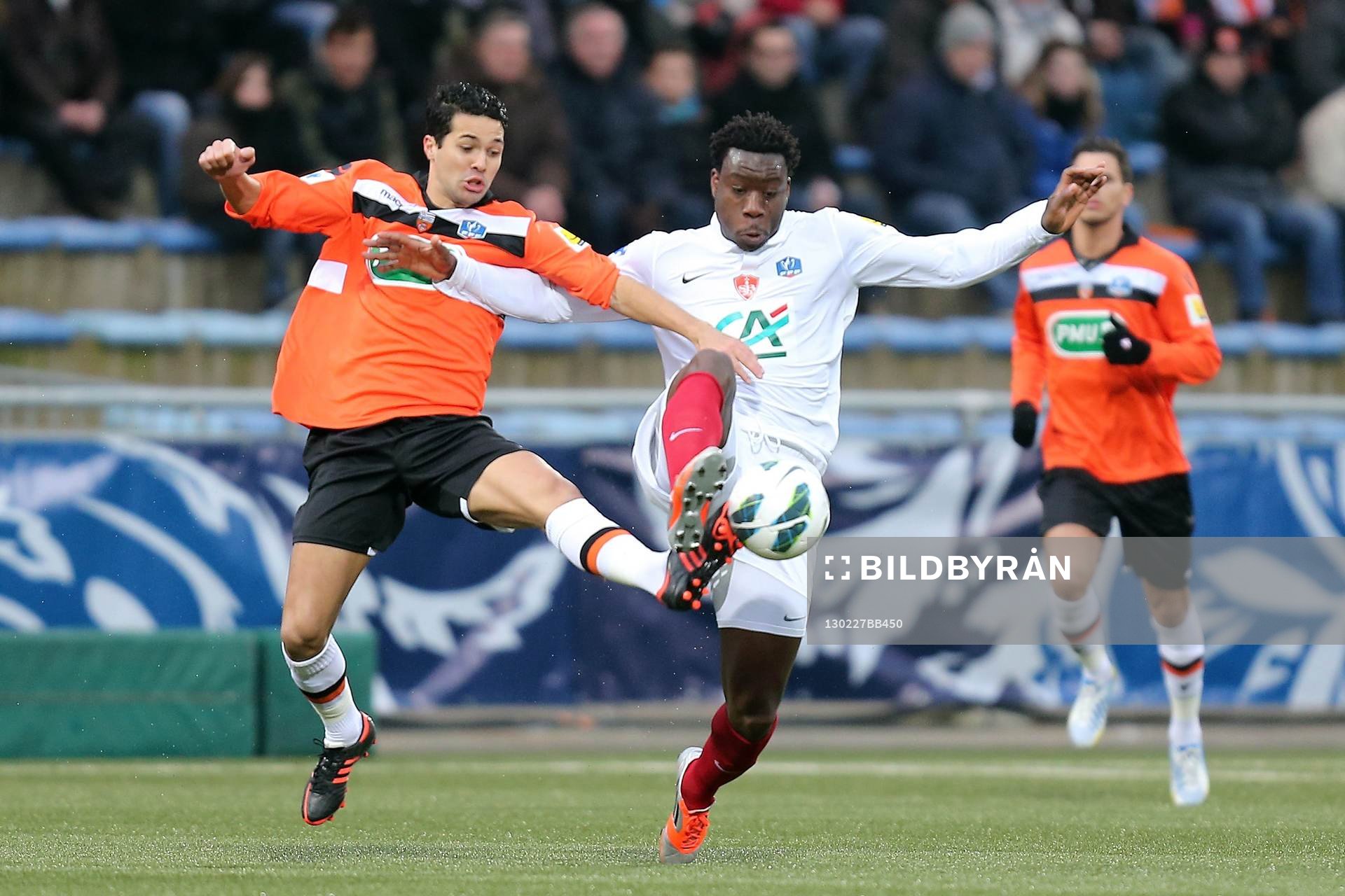 Fabien ROBERT / Ismael TRAORE - 27.02.2013 - Lorient /
