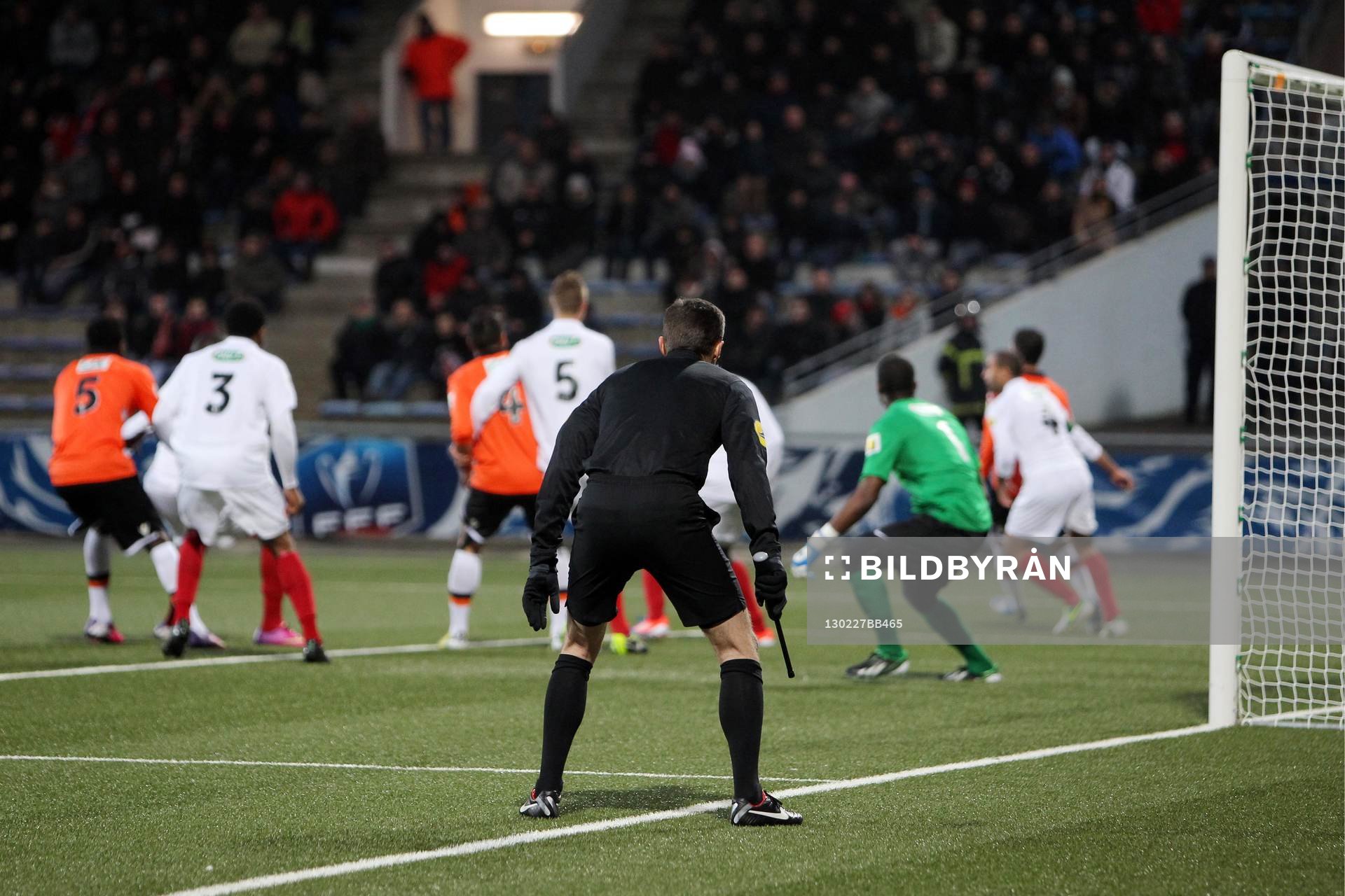  Fotboll, Franska Cupen, Lorient - Brest: ARBITRE ASSISTANT - 27.02.2013 -Lorient / Brest - 1/8 deFinale de Coupe de France 2013