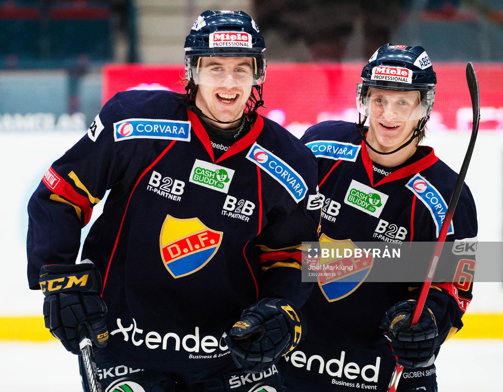 Elias Granath och Marcus Sörensen, Djurgården, är glada