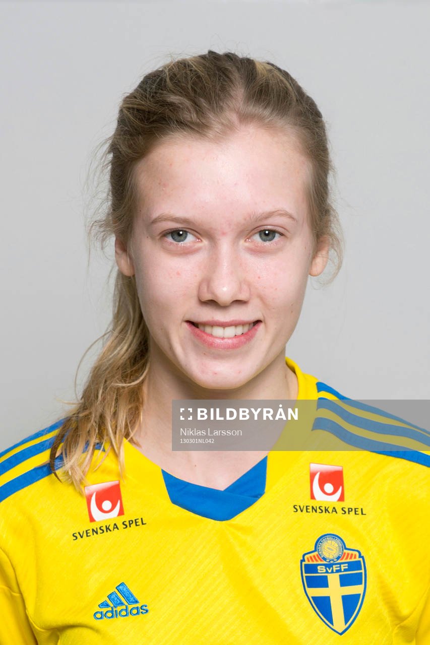 Ebba Handfast, Sverige