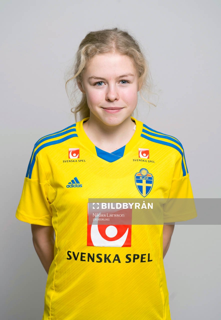 Fotboll, Sverige, dam, F16, Porträtt: Maja Göthberg, Sverige.