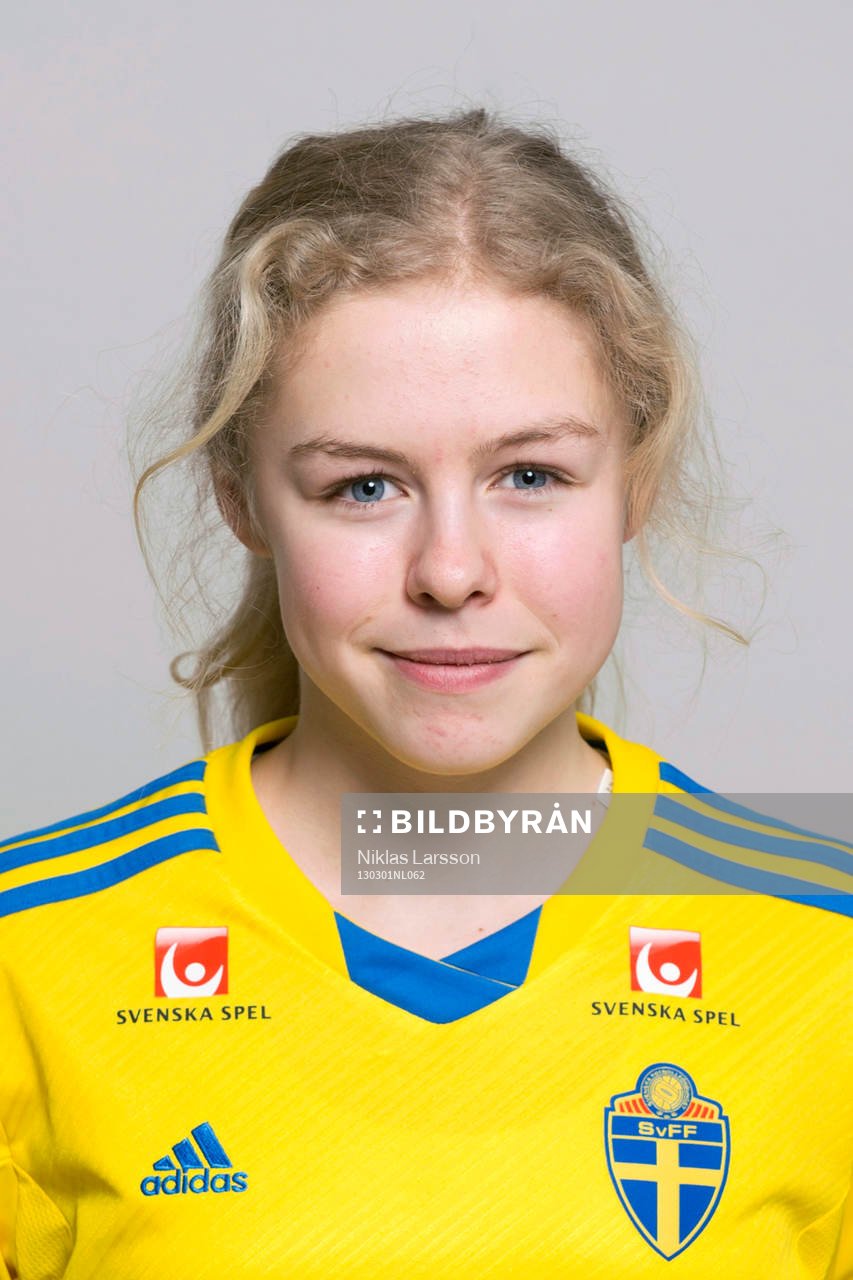 Fotboll, Sverige, dam, F16, Porträtt: Maja Göthberg, Sverige.
