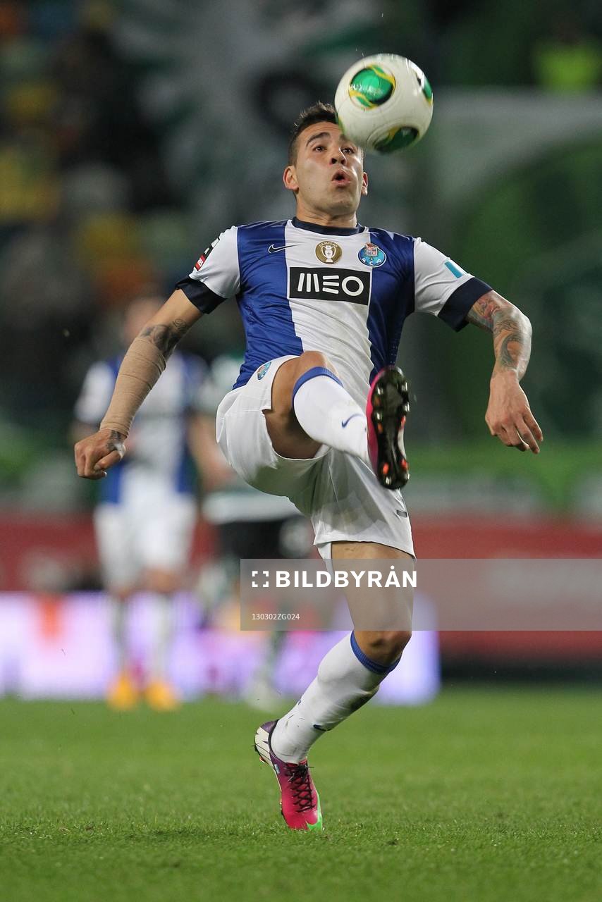 Nicolas OTAMENDI   - 03.03.2013 - Sporting/  Porto -  Zon