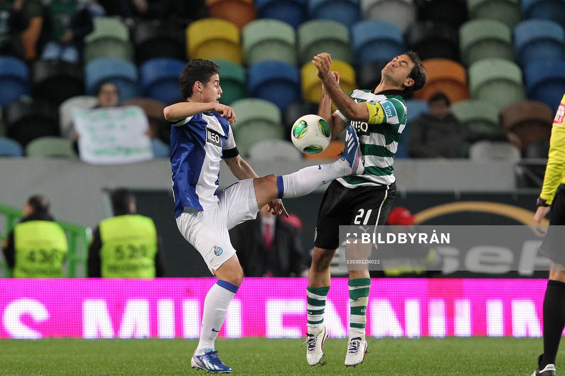 James Rodriguez  / Fabian Rinaudo   - 03.03.2013 -