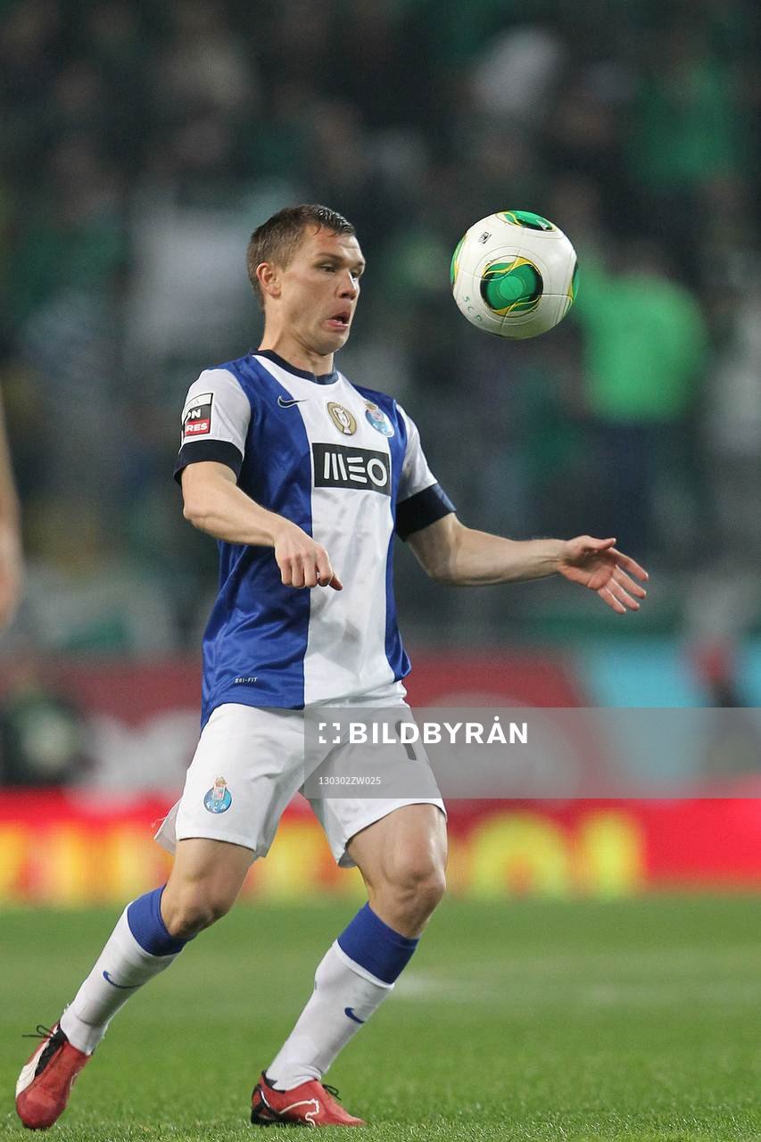 Marat Izmaylov   - 03.03.2013 - Sporting/  Porto -  Zon