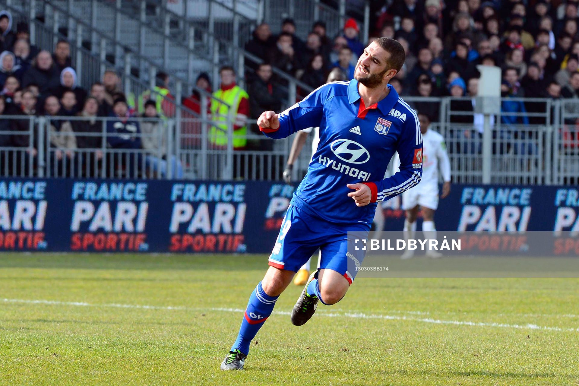 Joie Lisandro LOPEZ (apres goal contre son camp Tripy