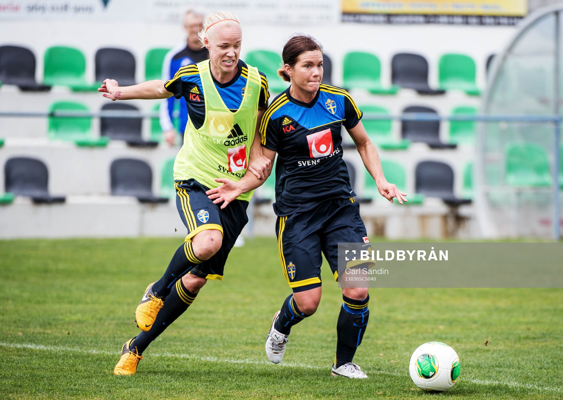Närkamp mellan Caroline Seger och Hanna Folkesson, Sverige