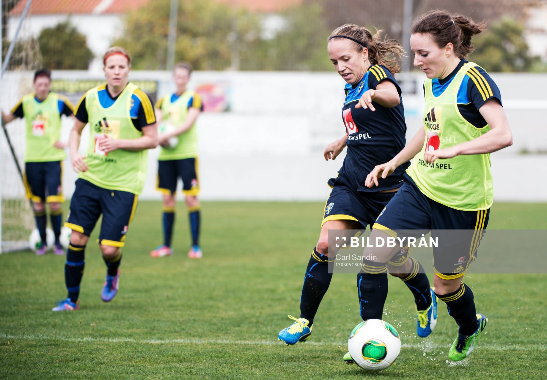 Närkamp mellan Malin Levenstad och Antonia Göransson,