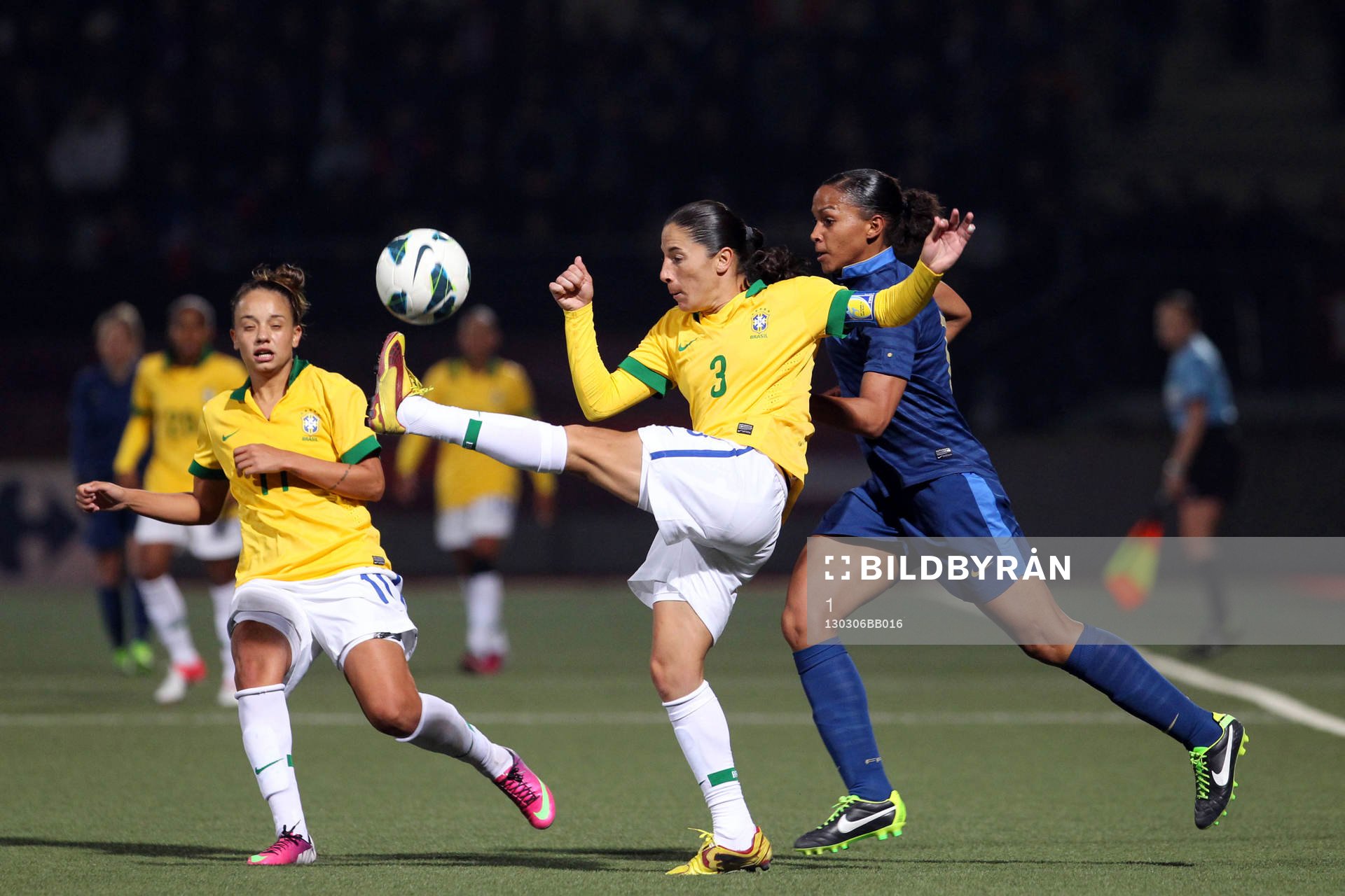 Diane MENEZES RODRIGUES / Marie Laure DELIE - 05.03.2013 -