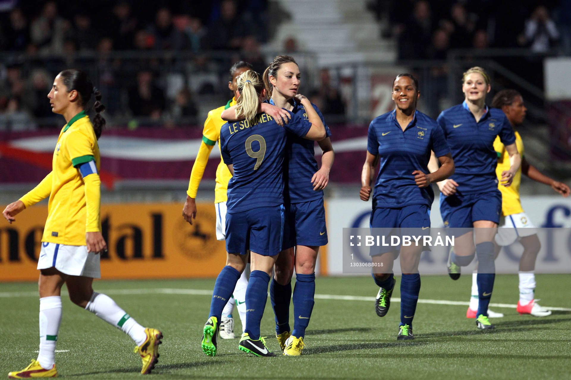Joie France - Gaetane THINEY - 05.03.2013 - France / Bresil