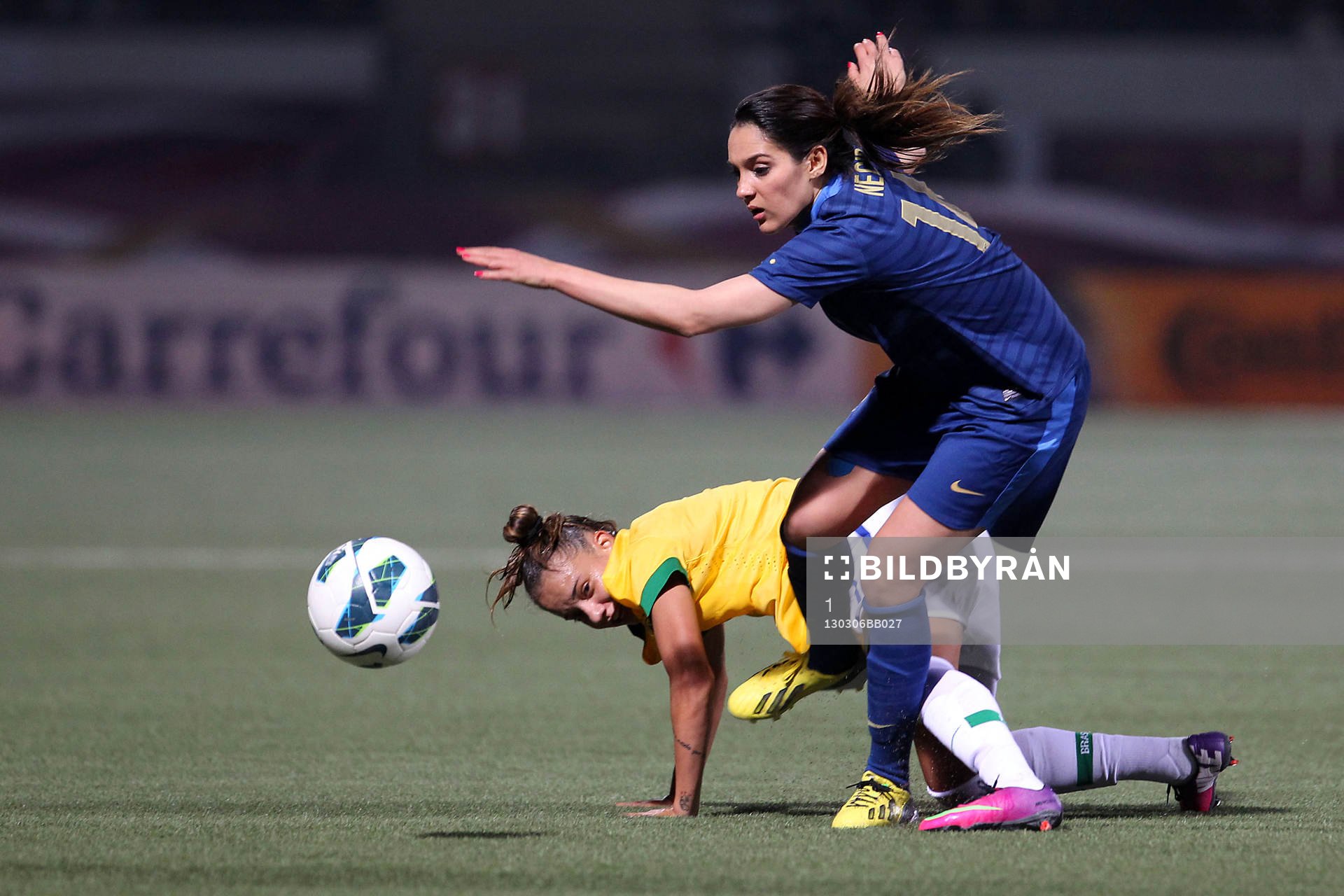 Louisa NECIB - 05.03.2013 - France / Bresil - Feminines -