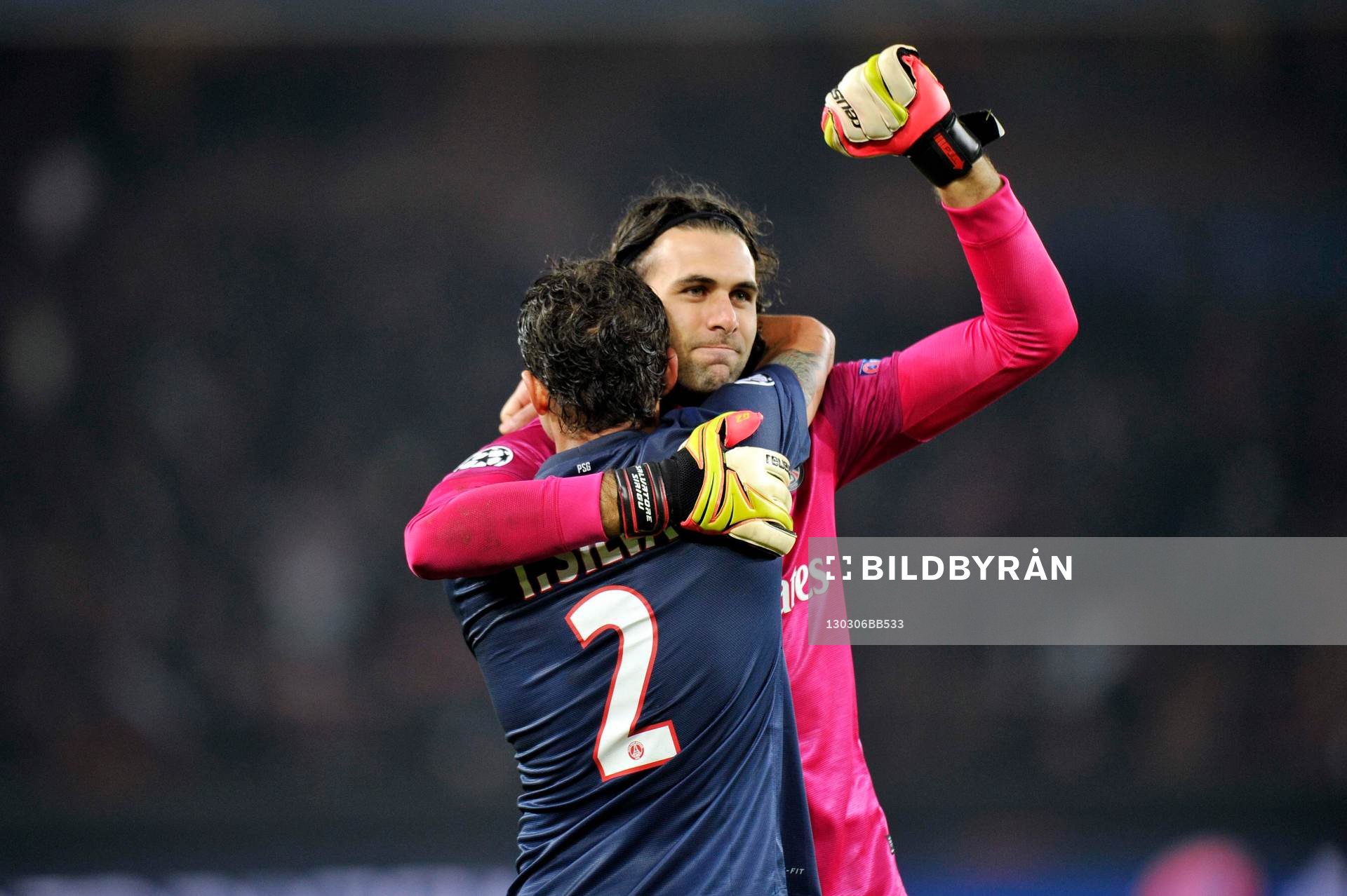 Joie PSG - Thiago SILVA / Salvatore SIRIGU - 06.03.2013 -