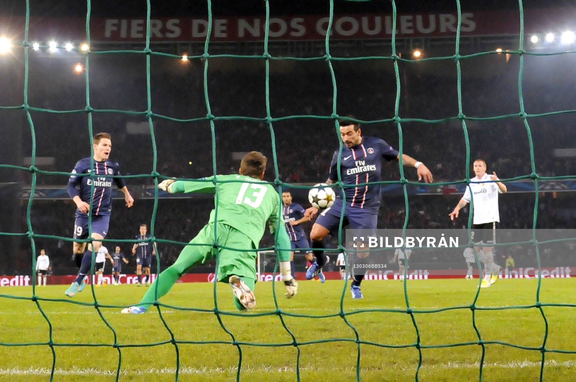 But de Ezequiel LAVEZZI - 06.03.2013 - Paris Saint Germain