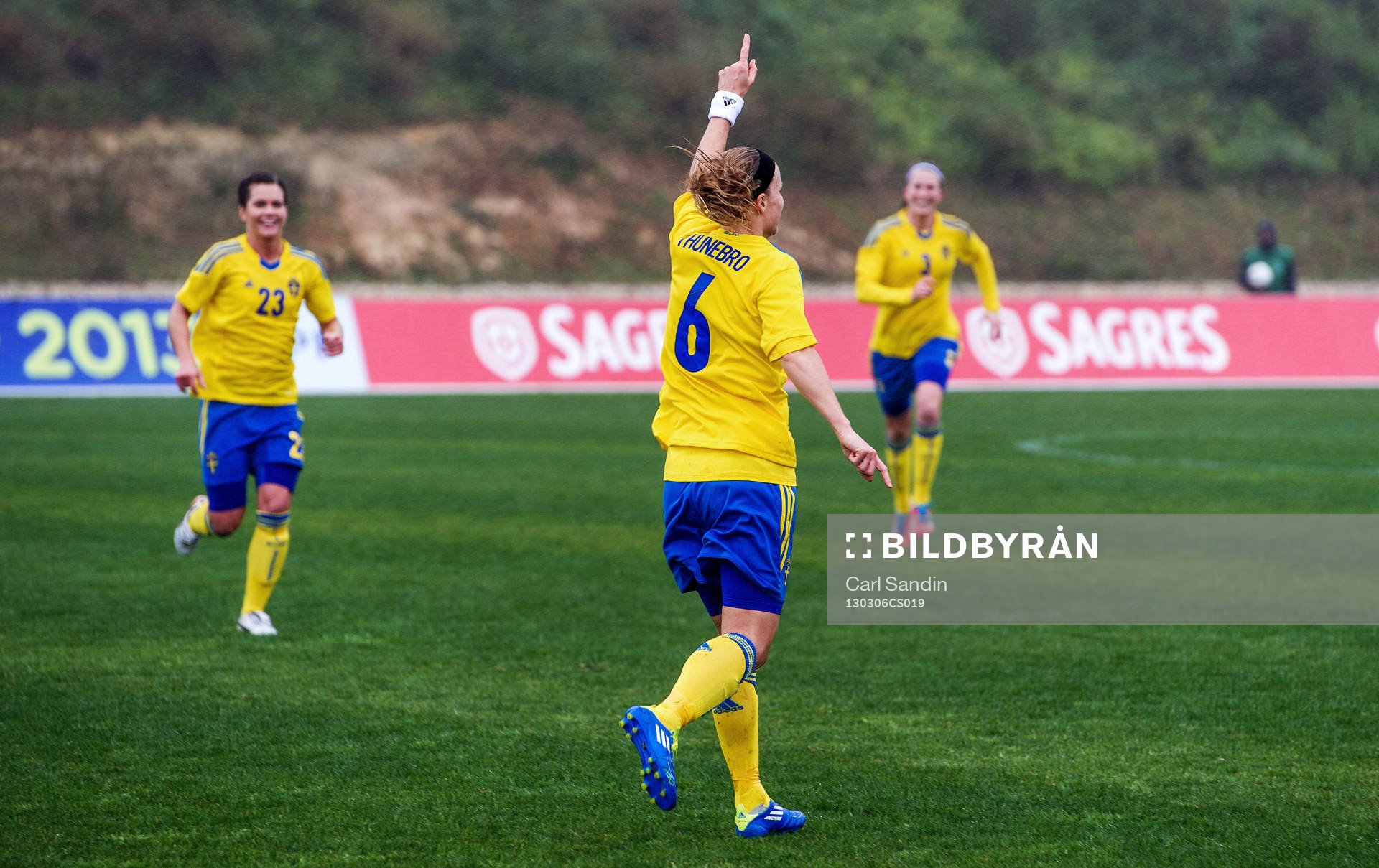 Sara Thunebro, Sverige, jublar
