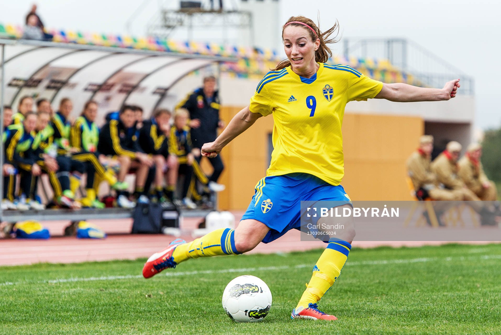 Kosovare Asllani, Sverige