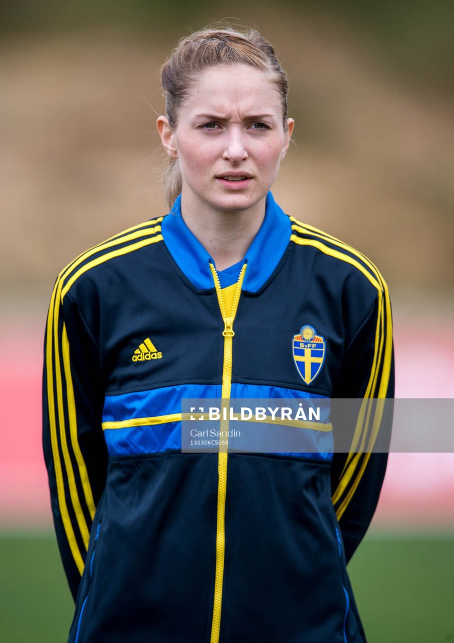 Emmelie Konradsson, Sverige