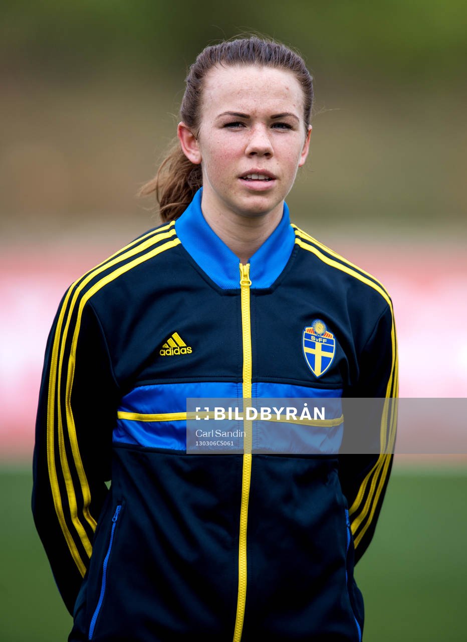 Jessica Samuelsson, Sverige