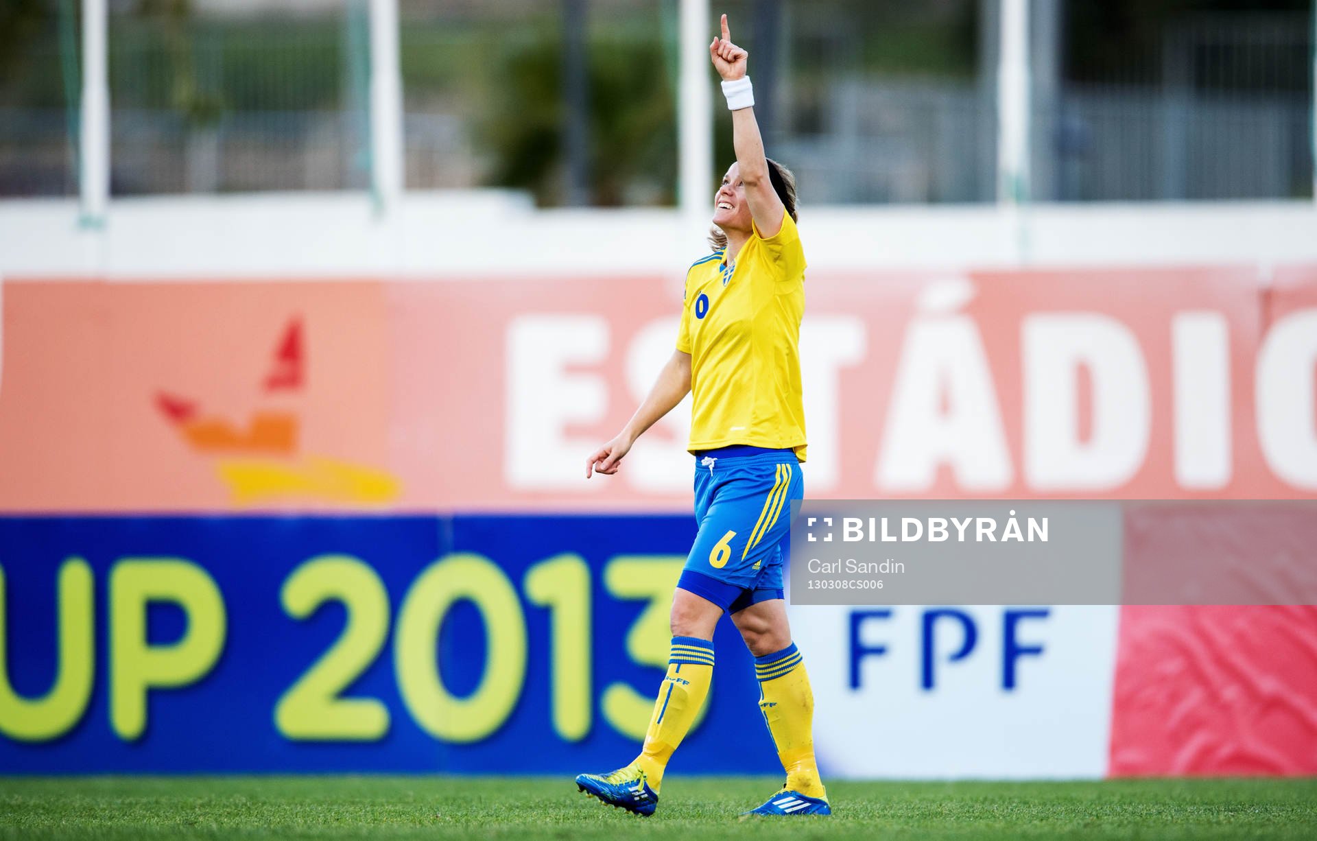 Sara Thunebro, Sverige, jublar