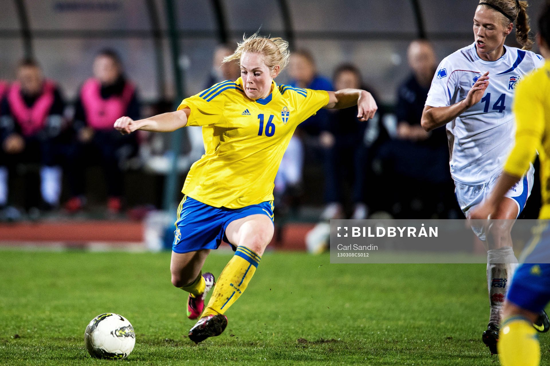 Carina Holmberg, Sverige, debuterar i landslaget