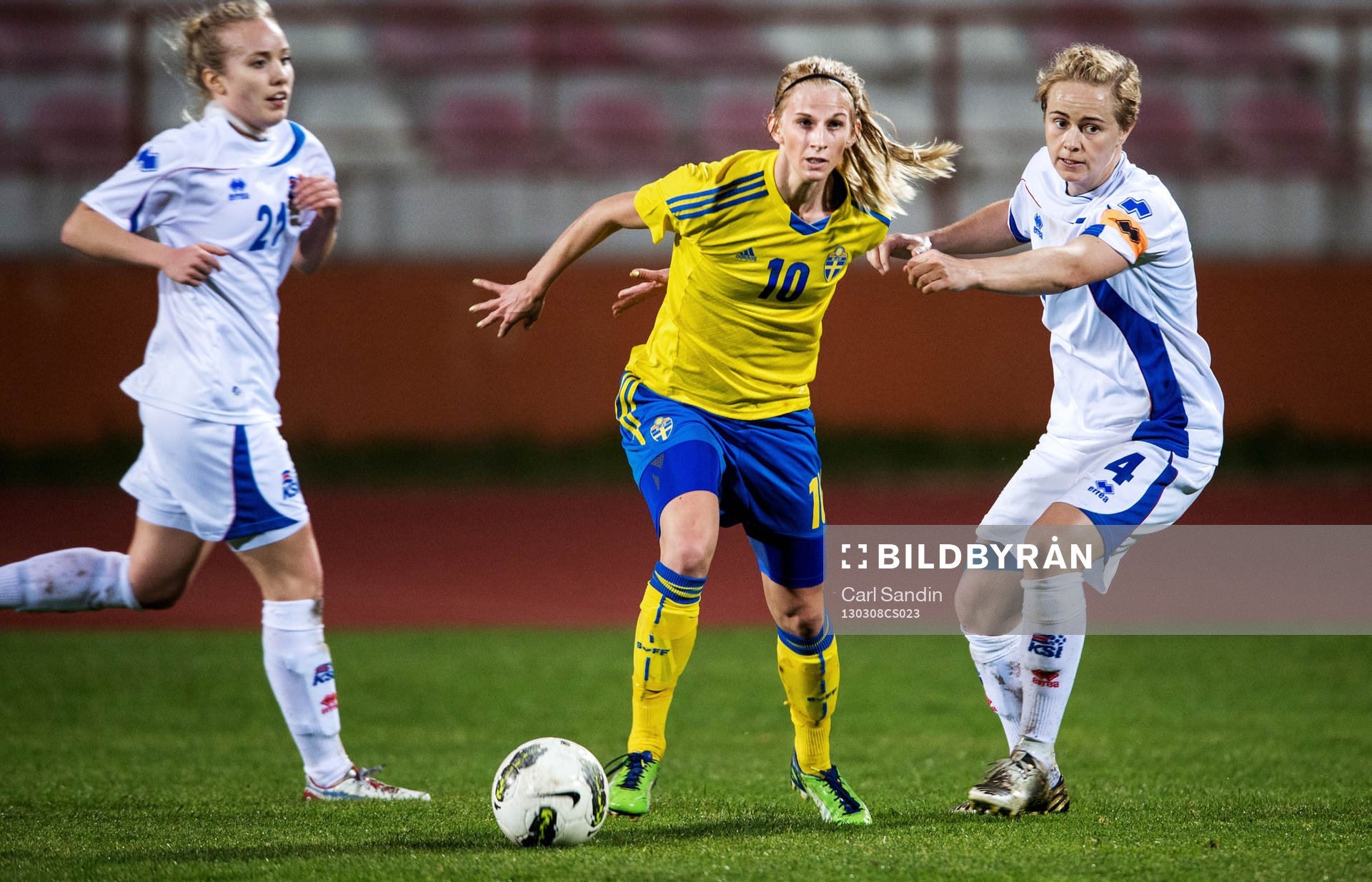 Sofia Jakobsson, Sverige, närkamp med Edda Gardarsdottir,