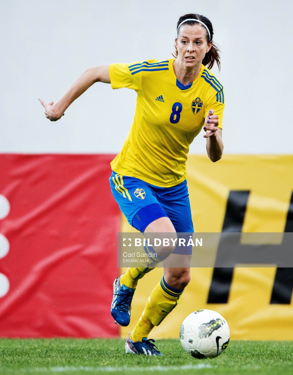 Lotta Schelin, Sverige