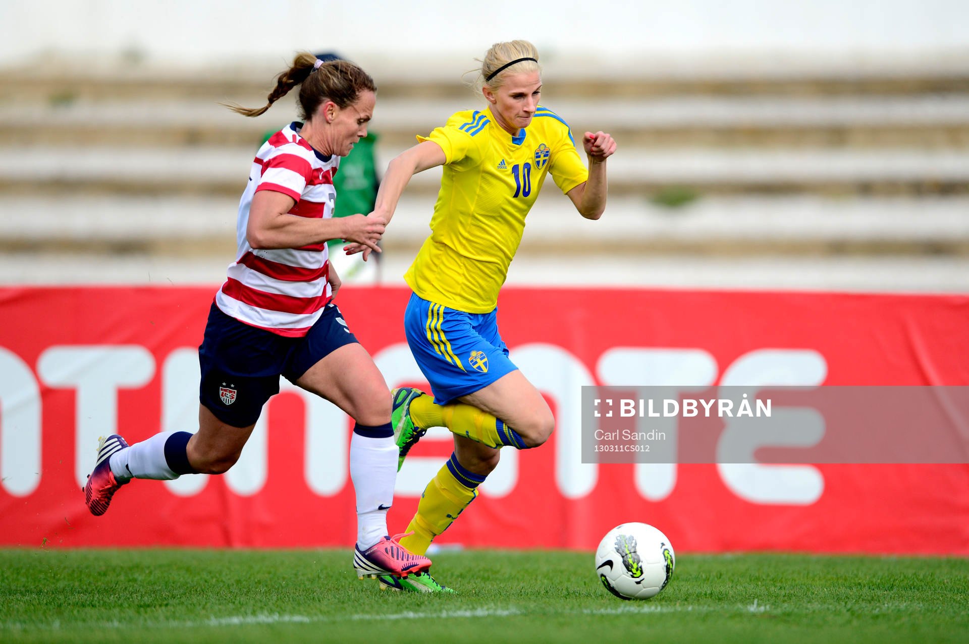 Christie Rampone, USA och Sofia Jakobsson, Sverige
