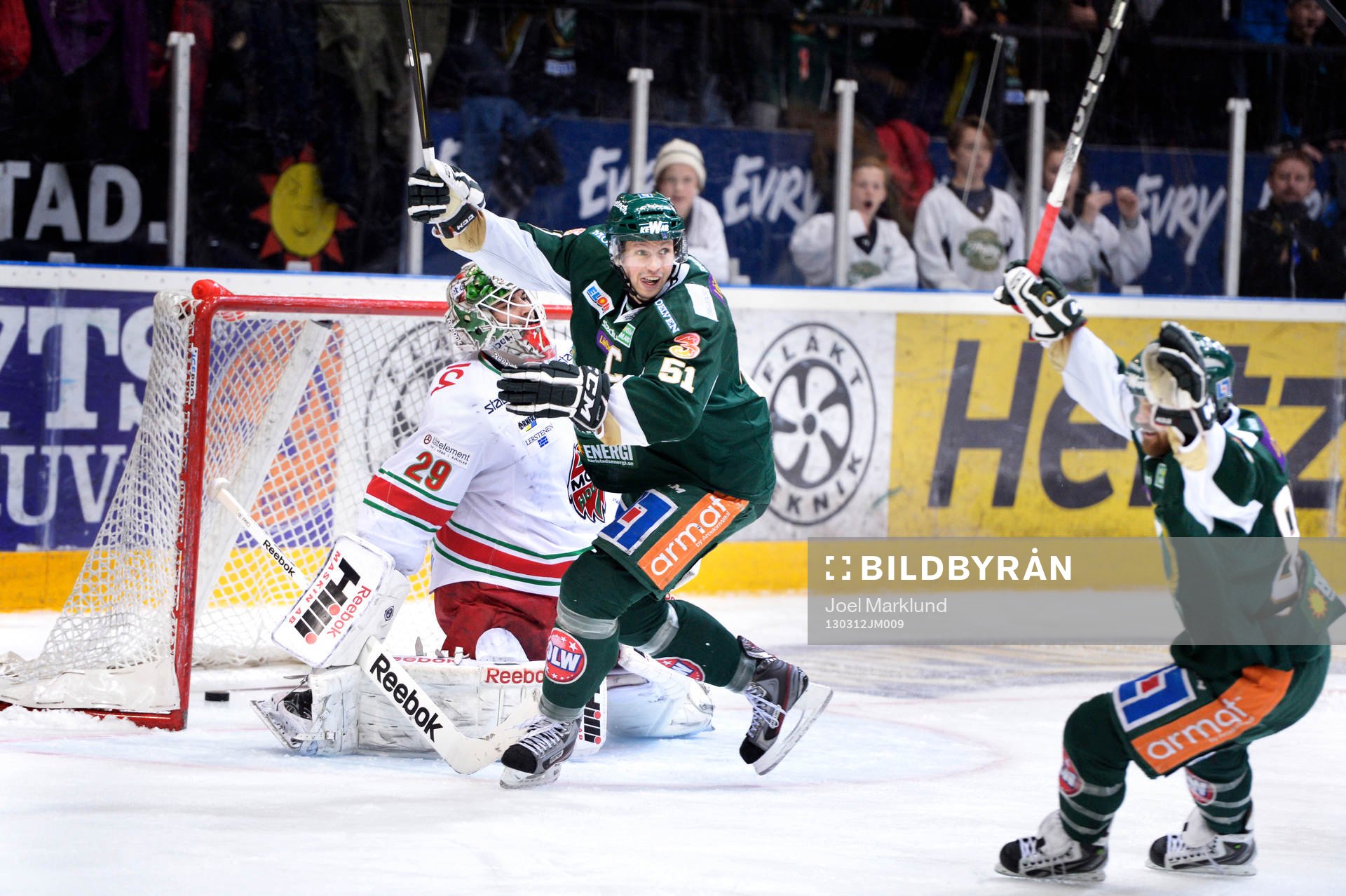 Rickard Wallin, Färjestad jublar när 2-2 går in bakom