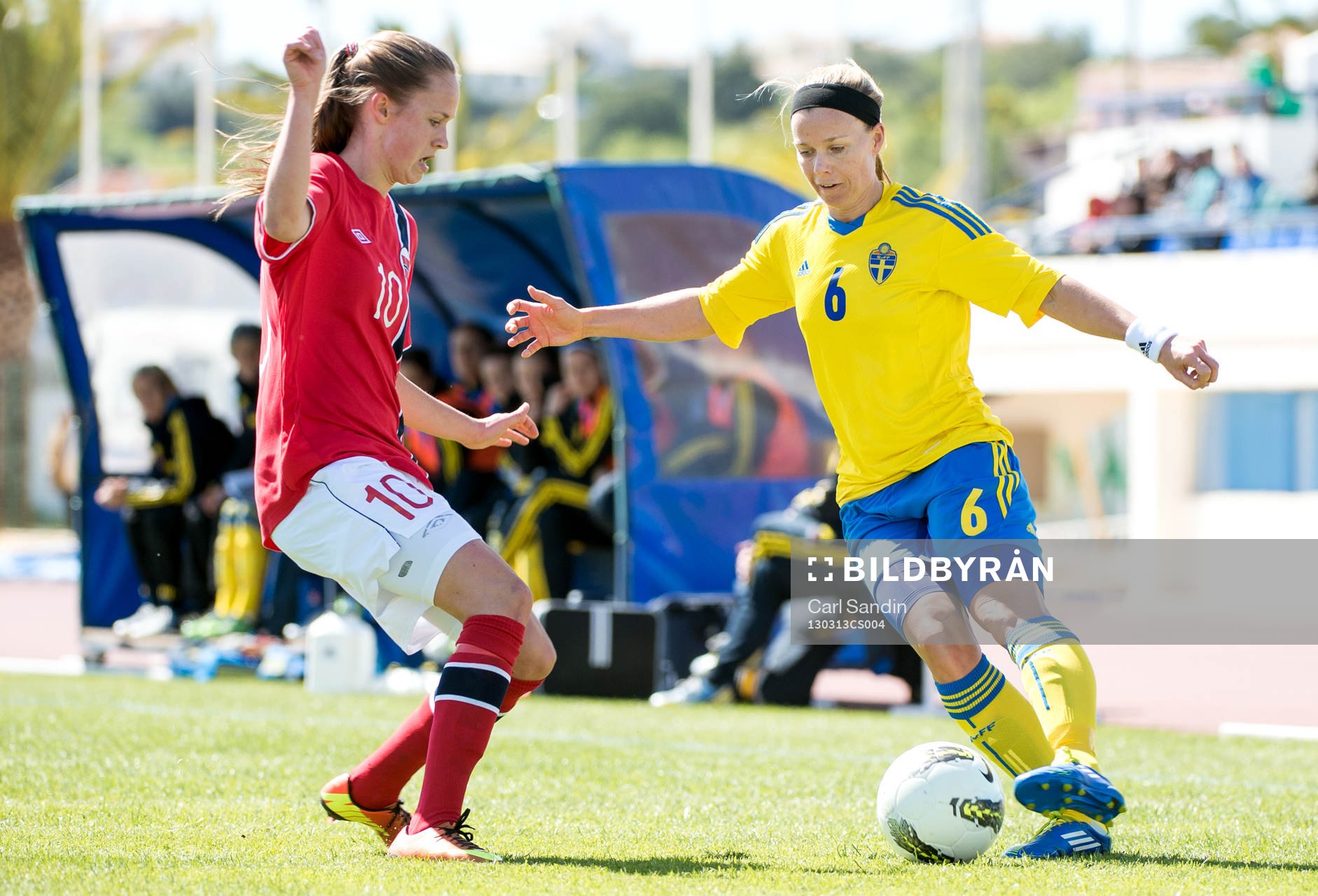 Sara Thunebro, Sverige, utmanar Caroline Graham Hansen,