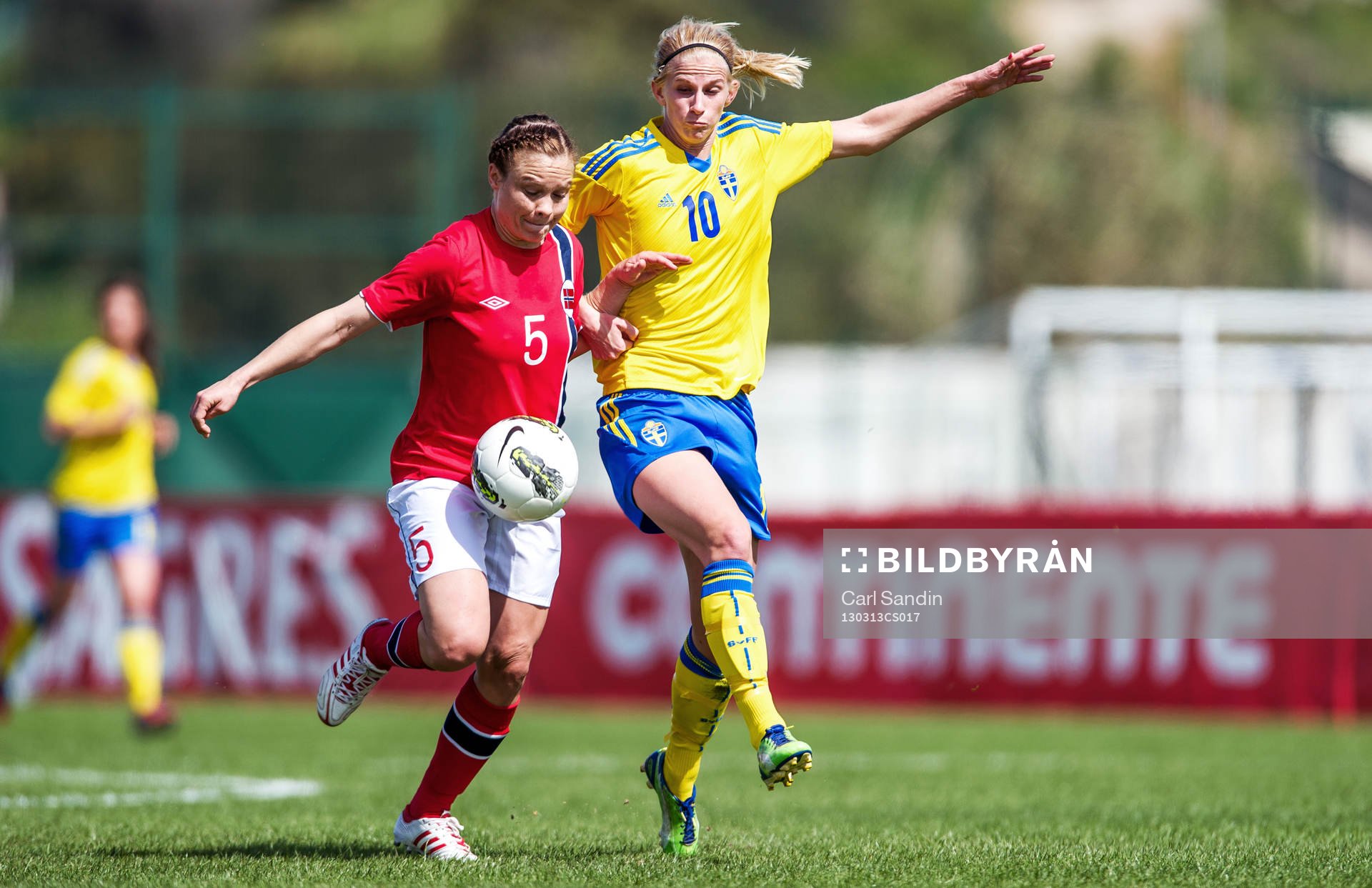 Närkamp mellan Toril Hetland Akerhaugen, Norge, och Sofia