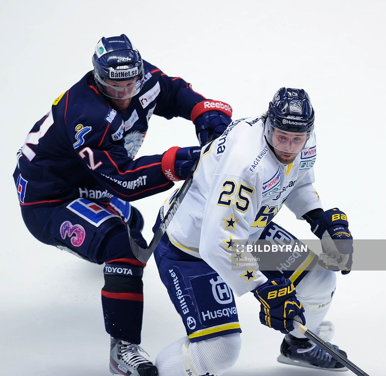 HV71 nr 25 	 Mattias Karlsson